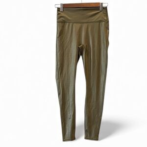 NWT Fabletics Dark Moss Shine Anywhere 365 Motion High Waist Leggings Small